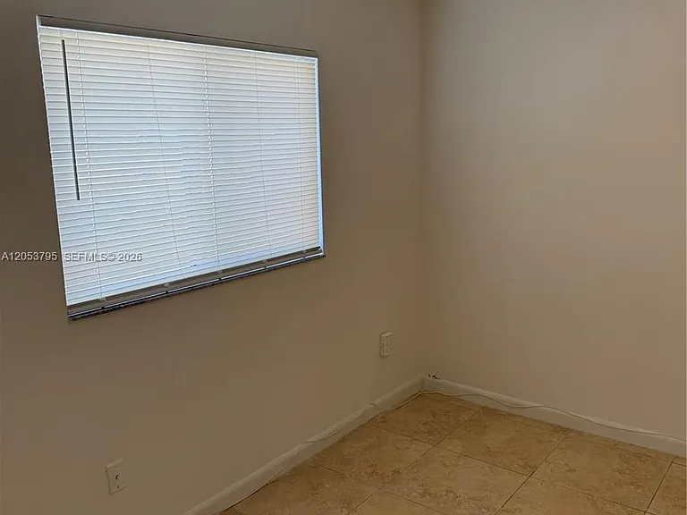 3600 N 56th Ave #115 — Photo 14