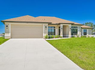 1134 NE 2nd Pl, Cape Coral, FL 33909