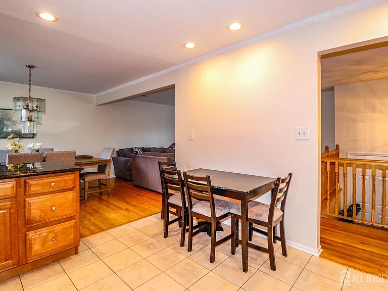 5 Timothy Ct — Photo 14
