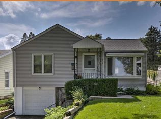 9410 N 29th St, Omaha, NE 68112