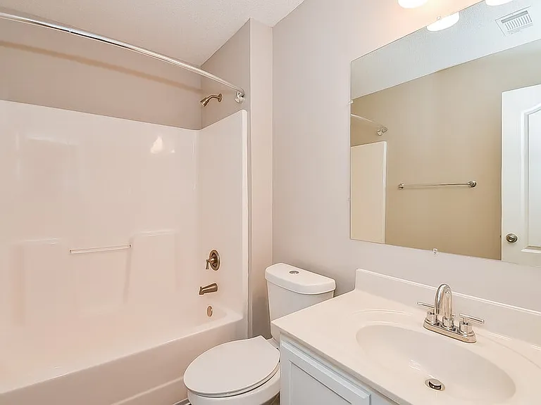240 Raleigh Way — Photo 13