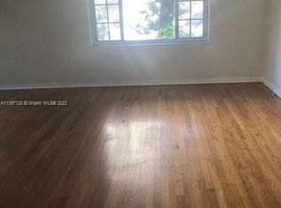 1002 S Douglas Rd APT 4, Coral Gables, FL 33134