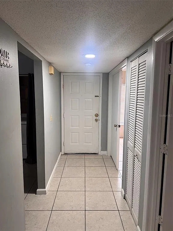2 bed, 2.0 bath, 948 sqft, $1,650 — Photo 3