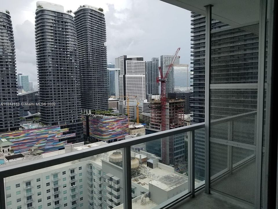 1st image of 1111 SW 1st Ave APT 2824