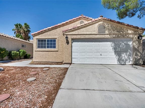 3rd image of 2165 Saint Paul Way