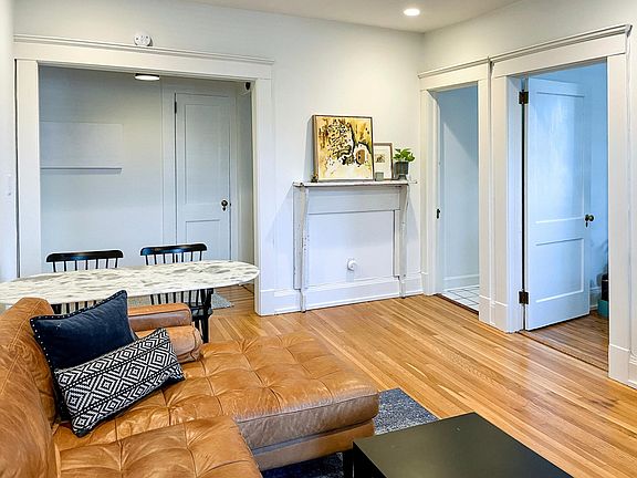 5th image of 685 Argonne Ave NE APT 9