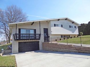 516 Westwood Ave, Star City, WV