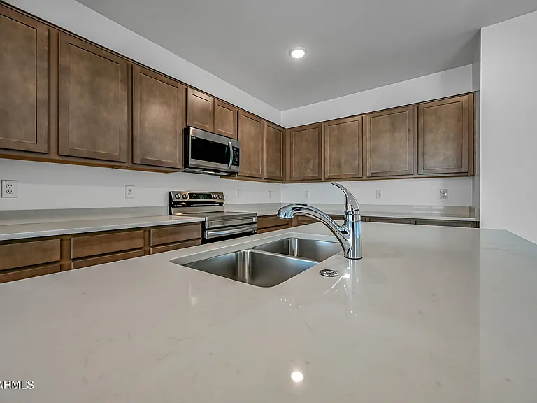 23410 W Florence Ave — Photo 11