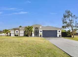 503 NE Juanita Pl, Cape Coral, FL 33909