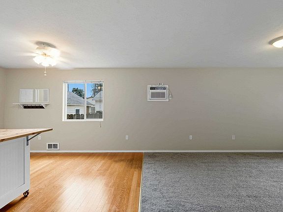 5th image of 5930 N Normandie St