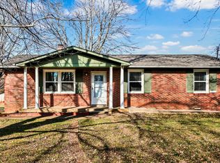 1925 Old Dover Rd, Clarksville, TN 37042