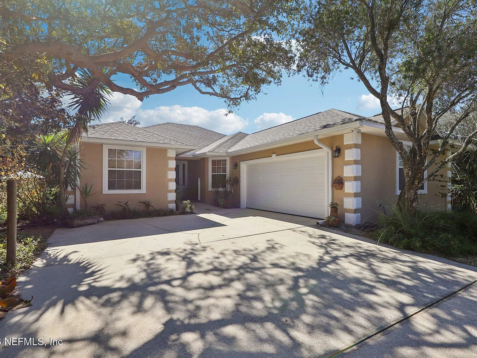 3 bed, 3.0 bath, 1942 sqft, $6,500 — Photo 3