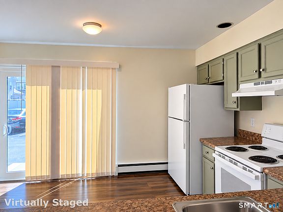 3rd image of 34 James St #B