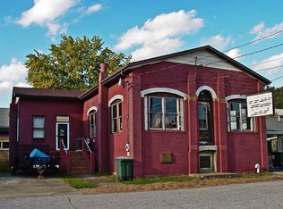 104 Jefferson St, New Cumberland, WV 26047