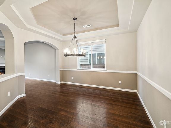 4th image of 14122 Parkview Drive E
