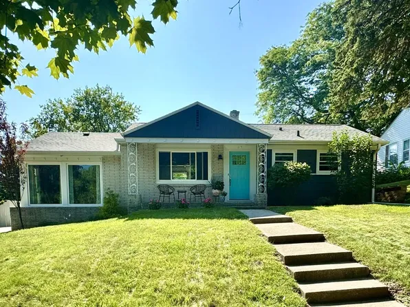 217 North Roger STREET, Port Washington, WI 53074
