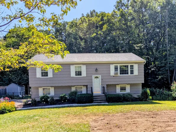 20 Capitola Road, Danbury, CT 06811