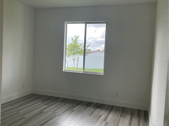 5th image of 2614 NW 27th St #2614