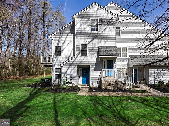 2nd image of 703 Quail Rd