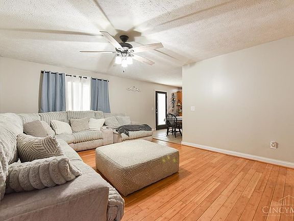 5th image of 5589 Newton Rd