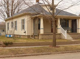 1206 S Madison St, Rochester, IN 46975