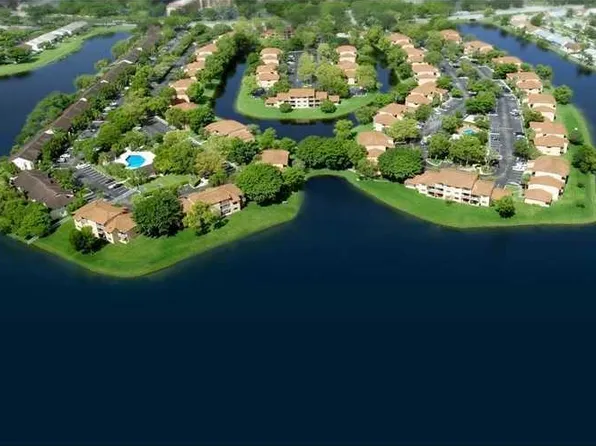 9785 Nob Hill Ct, Fort Lauderdale, FL