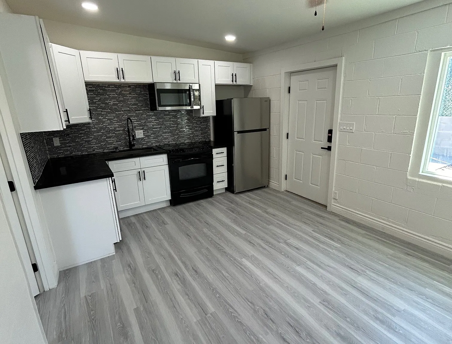 1 bed, 600 sqft, $1,200 — Photo 3