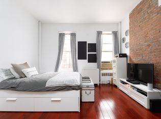 38 Orchard St #2G, New York, NY 10002