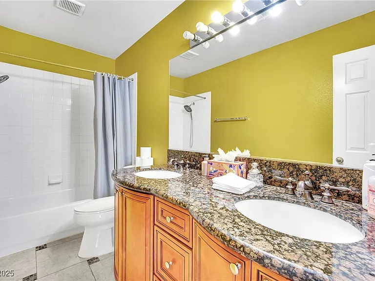 9677 Casper Peak Ct — Photo 24