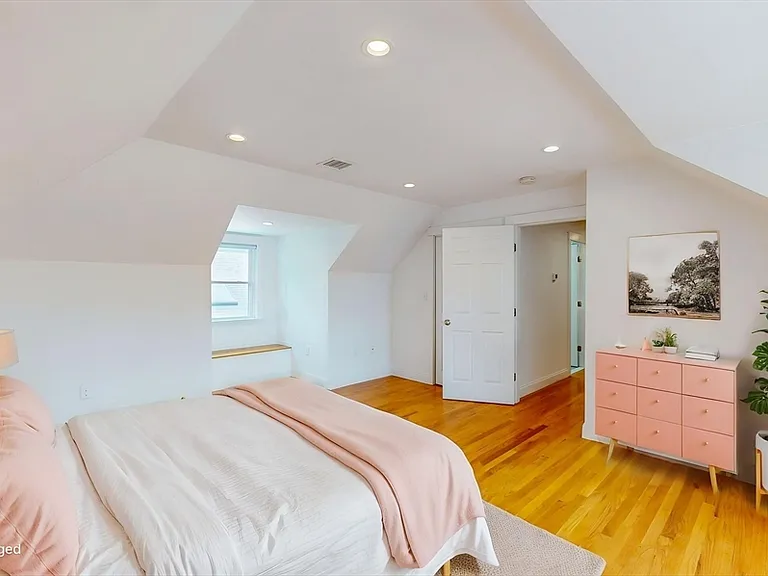 20 Harrington St #2 — Photo 30