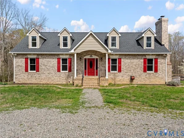 425 Starview Ln, Gum Spring, VA 23065