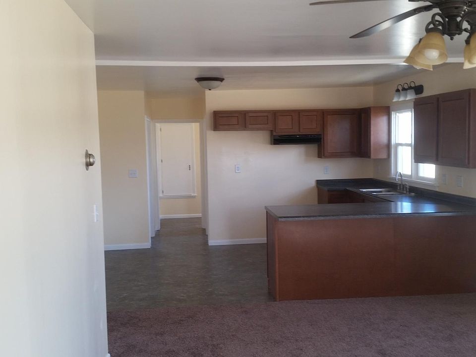 2nd image of 513 Baldwin Ave