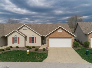 1432 Waters Edge Dr, Akron, OH 44313