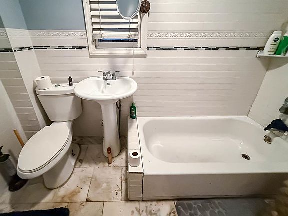 5th image of 129 Clerk St