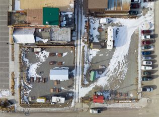 104 Bigelow Ln, Gardiner, MT 59030