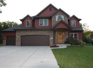 3305 Blue Grouse St, Valparaiso, IN 46383