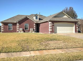 8169 E Silverado Rd, Claremore, OK 74019