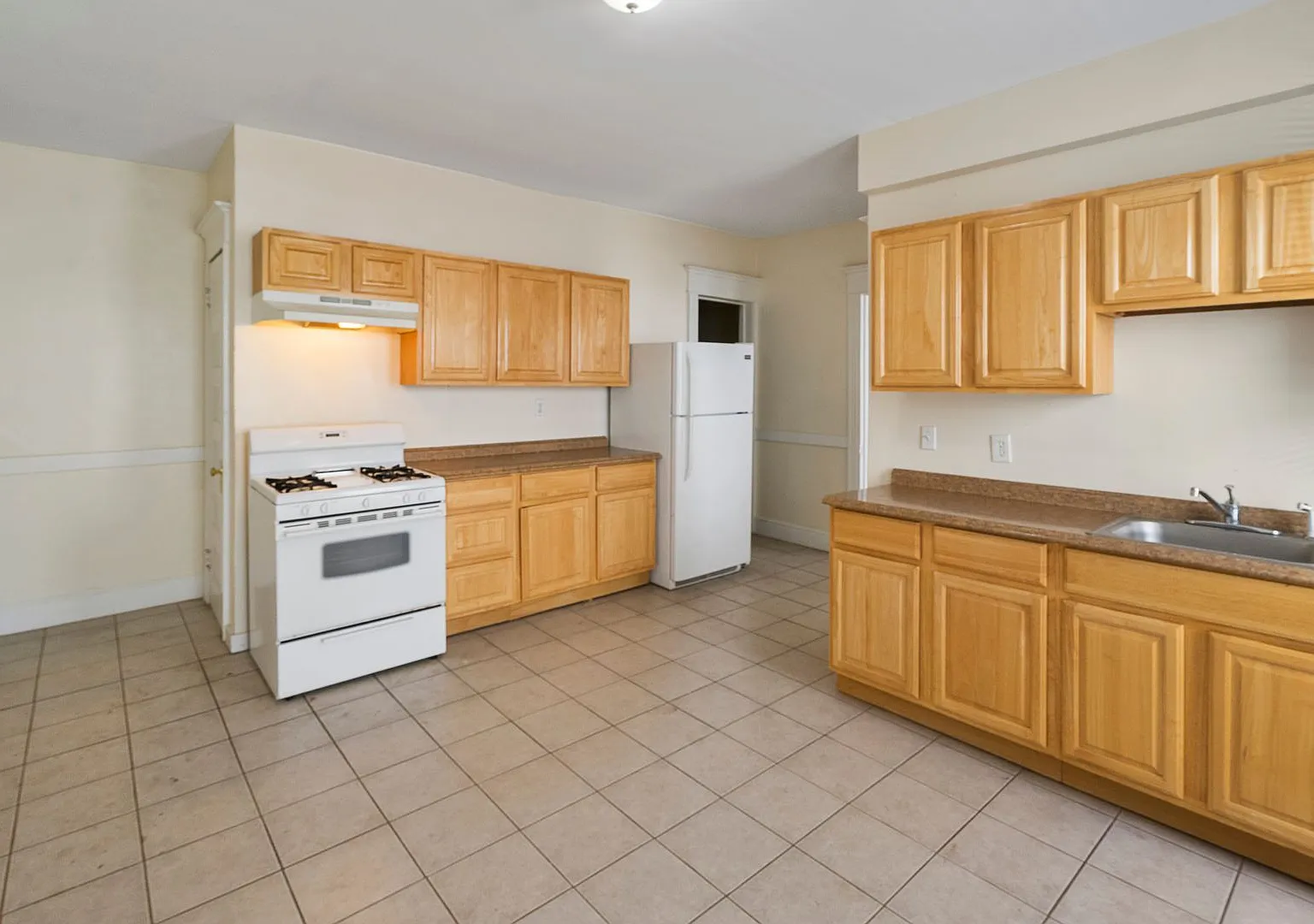 38-44 Tilton Street — Photo 2