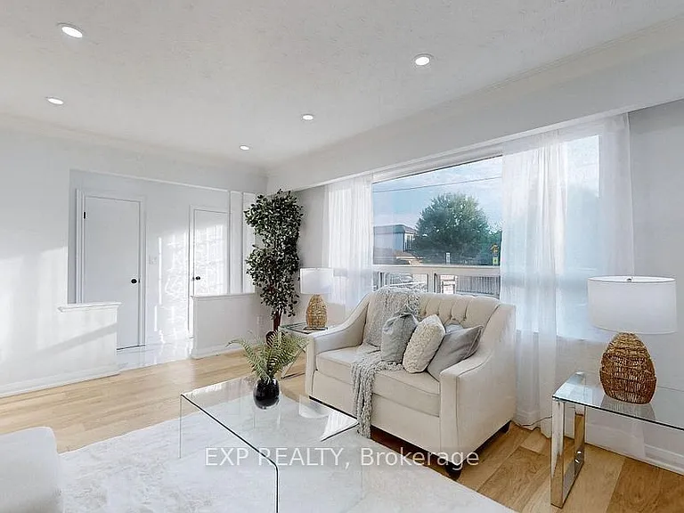 45 Blaisdale Rd #MAIN — Photo 2