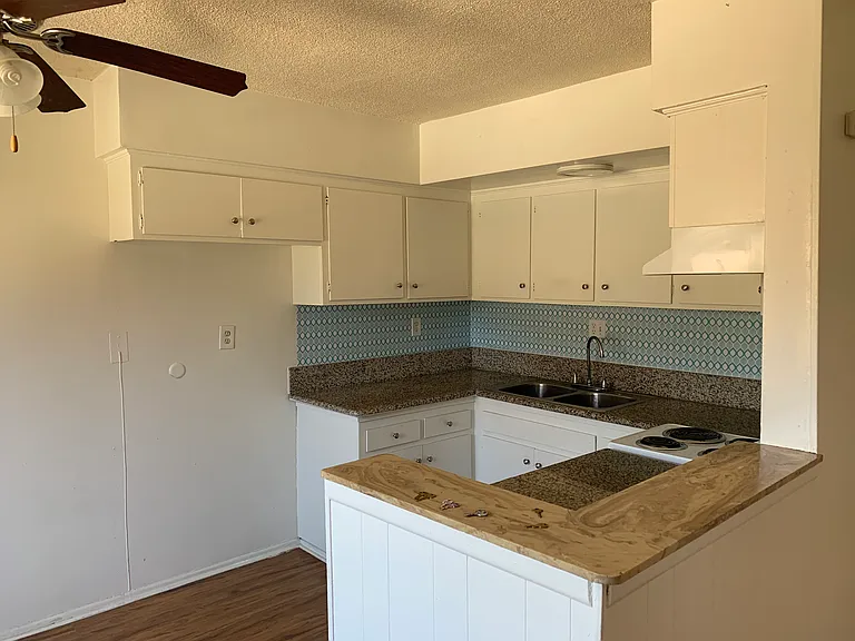 12862 Galway St #18 — Photo 13