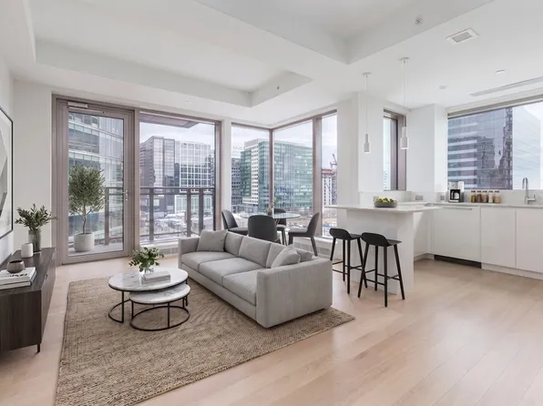 133 Seaport Blvd Unit 902, Boston, MA 02210