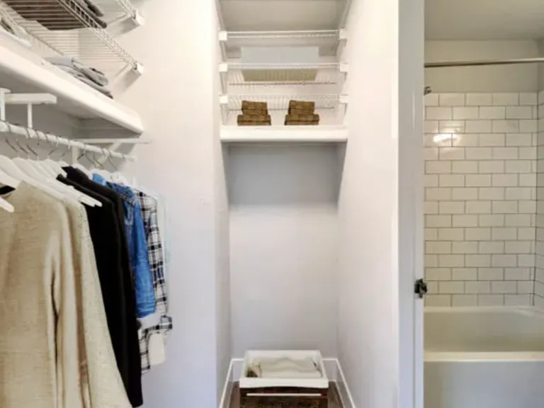 1346 N Dearborn St #11B — Photo 6