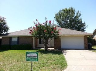 2713 Ridge Rd N, Fort Worth, TX 76133