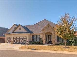 17109 Trophy Dr, Edmond, OK 73012