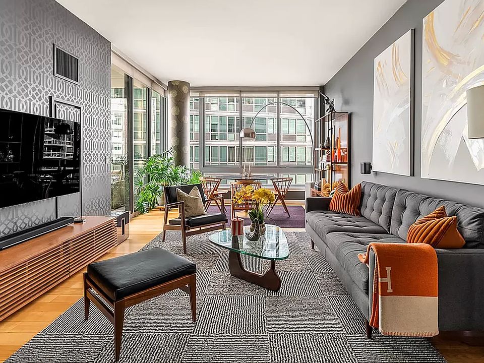 1st image of 4630 Center Blvd APT 1504