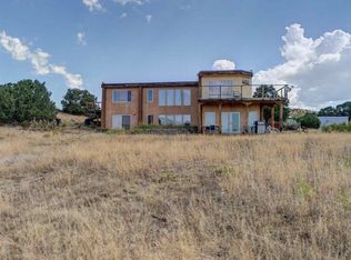 7 Coyote Xing, Santa Fe, NM 87508