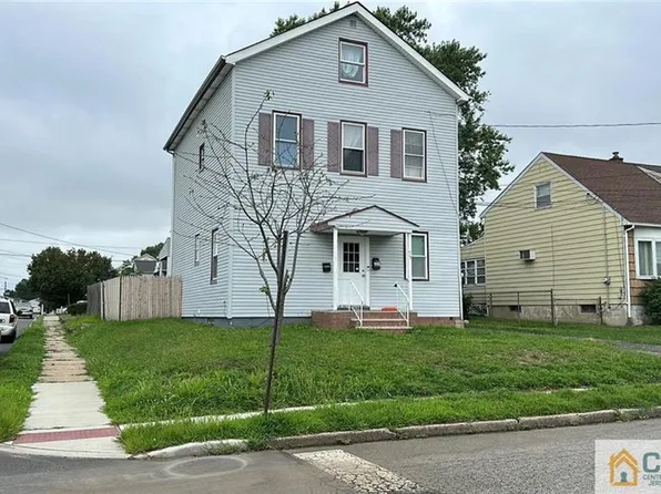 73 Holly St, Port Reading, NJ 07064