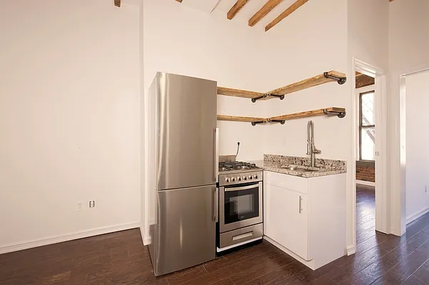 Rented by WRE Group | media 17