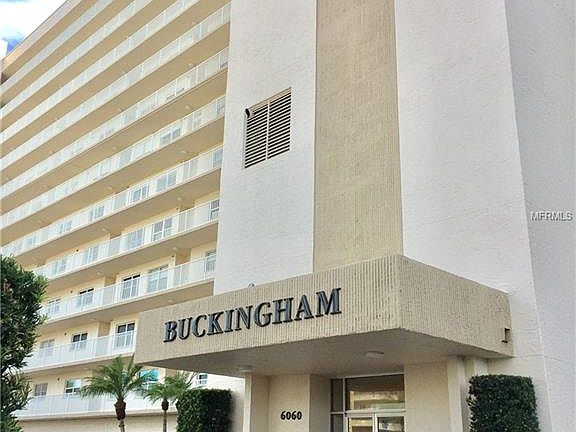 3rd image of 6060 Shore Blvd S APT 801