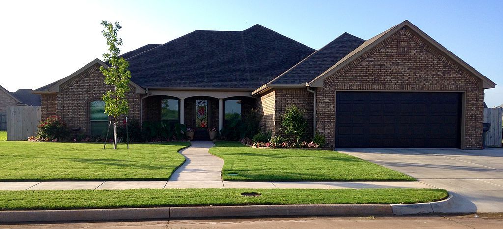 1743 Rockridge Dr - Property Image
